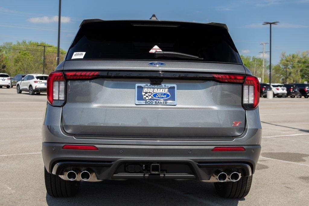 new 2025 Ford Explorer car, priced at $57,452