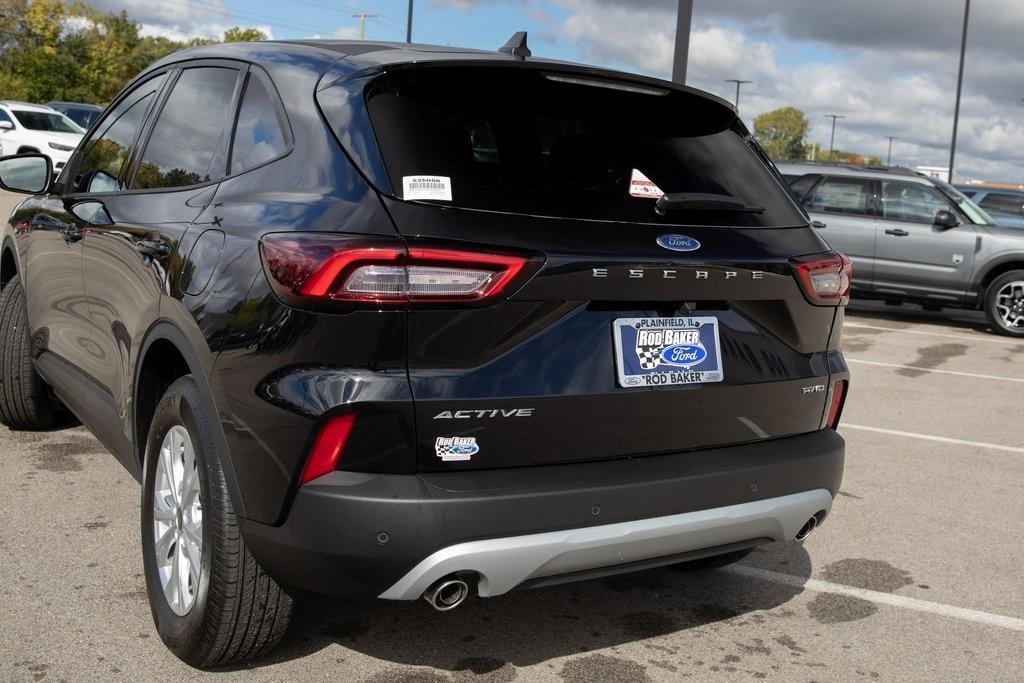 new 2025 Ford Escape car, priced at $30,110