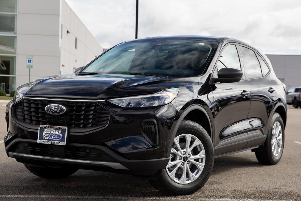 new 2025 Ford Escape car, priced at $30,110