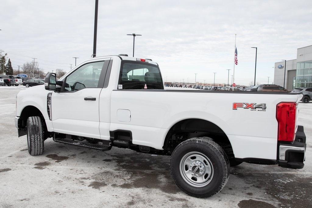new 2025 Ford F-350 car, priced at $51,321