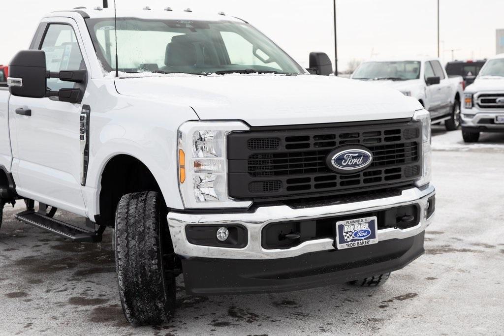 new 2025 Ford F-350 car, priced at $51,321