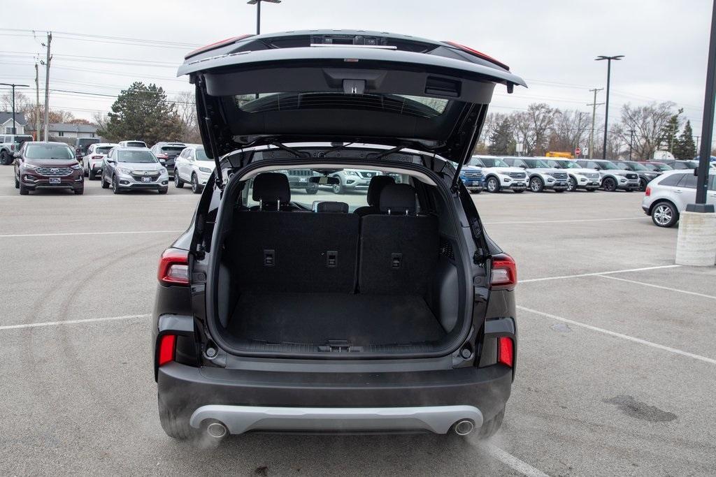 new 2025 Ford Escape car, priced at $27,970