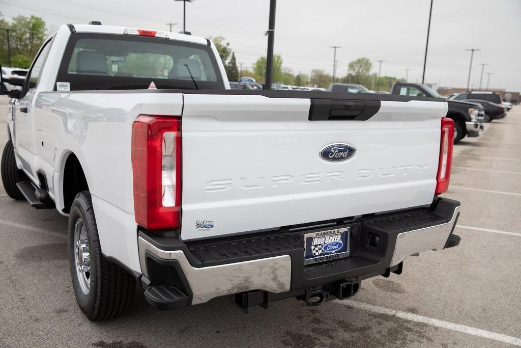 new 2025 Ford F-250 car, priced at $45,874