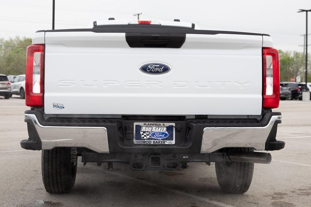 new 2025 Ford F-250 car, priced at $45,874