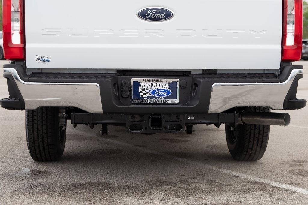 new 2025 Ford F-250 car, priced at $45,874