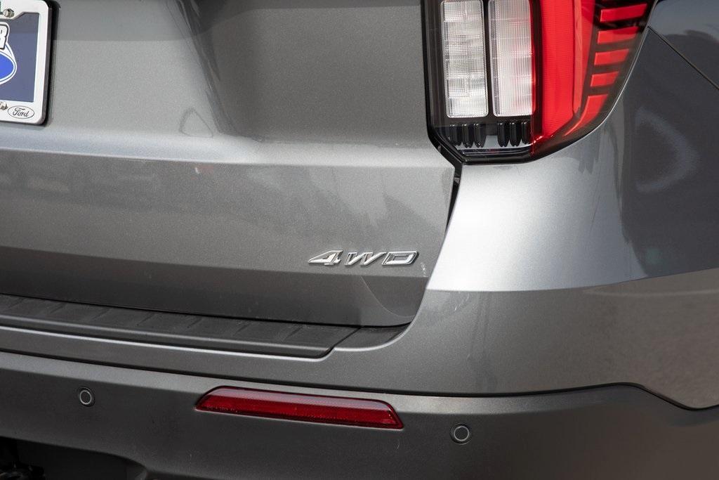 new 2025 Ford Explorer car, priced at $47,133