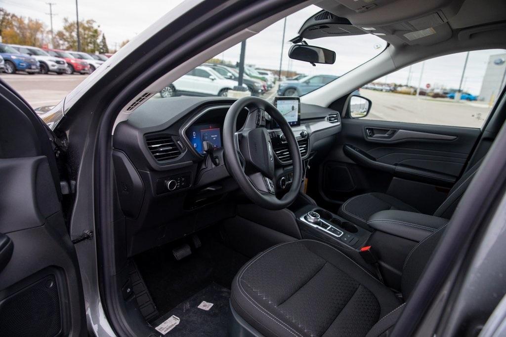 new 2025 Ford Escape car, priced at $28,305