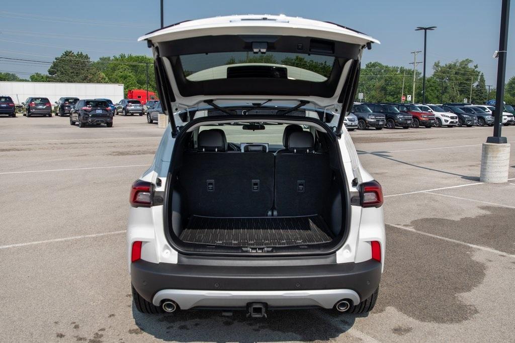 used 2024 Ford Escape car, priced at $30,899