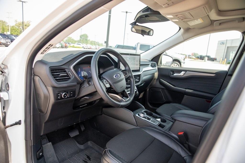 used 2024 Ford Escape car, priced at $30,899