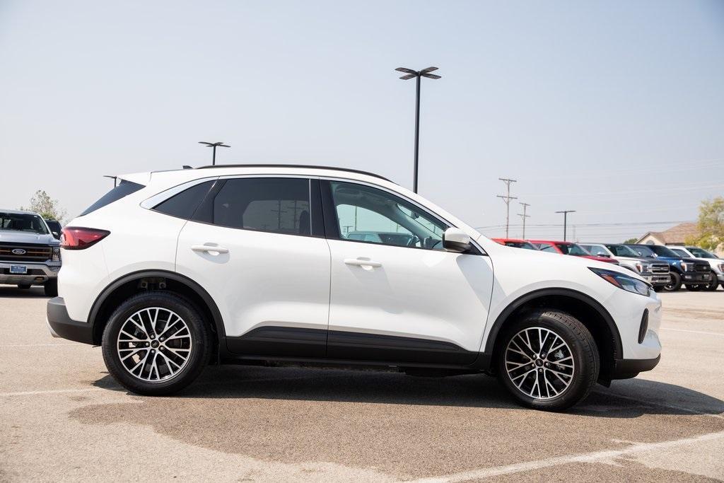 used 2024 Ford Escape car, priced at $30,899