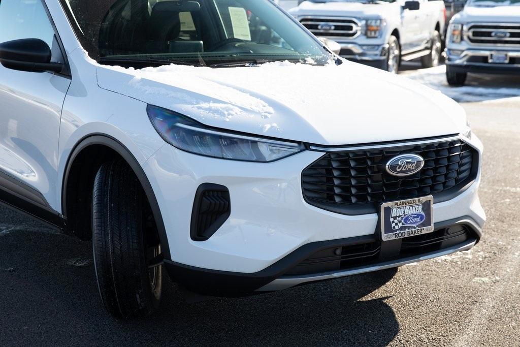 new 2025 Ford Escape car, priced at $27,970