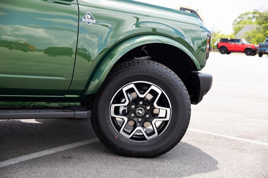 new 2024 Ford Bronco car, priced at $48,618