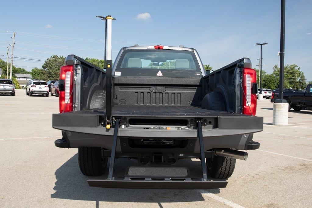 new 2025 Ford F-350 car, priced at $53,854