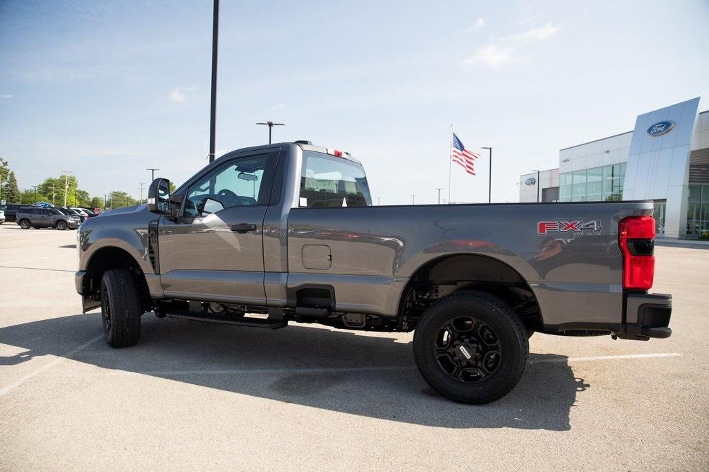 new 2025 Ford F-350 car, priced at $53,854