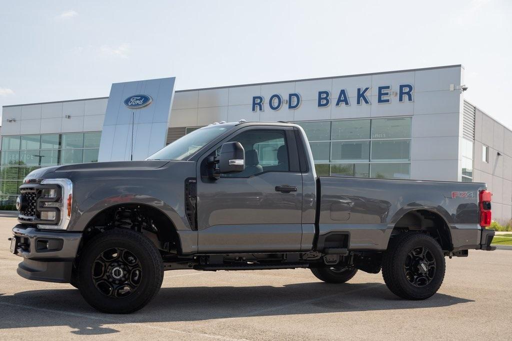 new 2025 Ford F-350 car, priced at $53,854