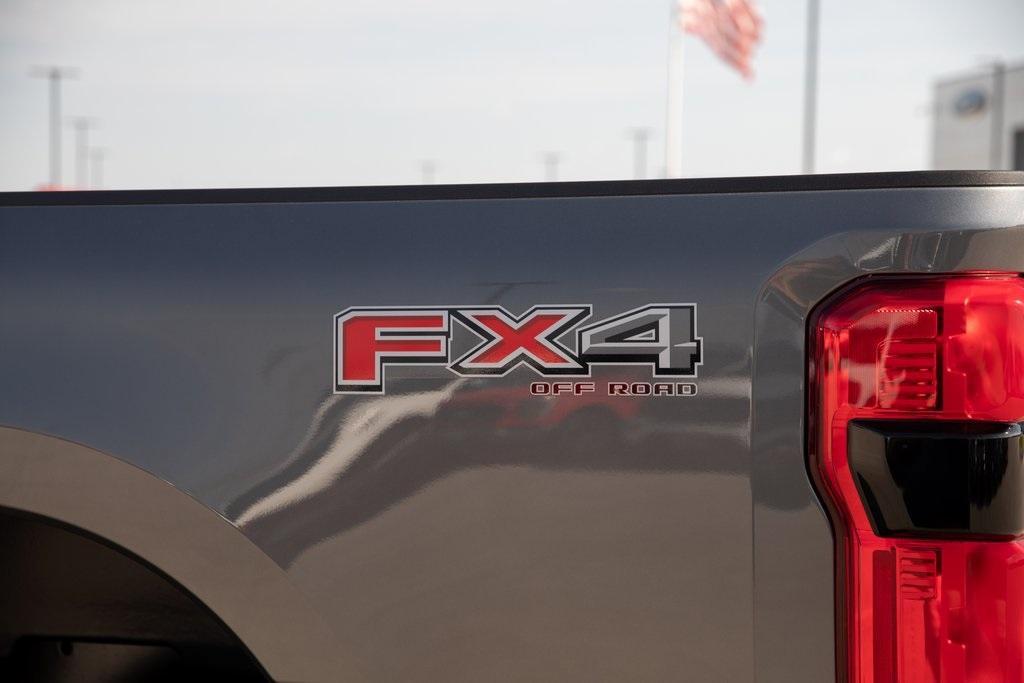 new 2025 Ford F-350 car, priced at $53,854