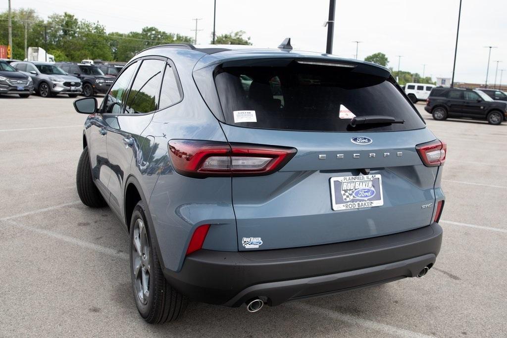 new 2025 Ford Escape car, priced at $28,242