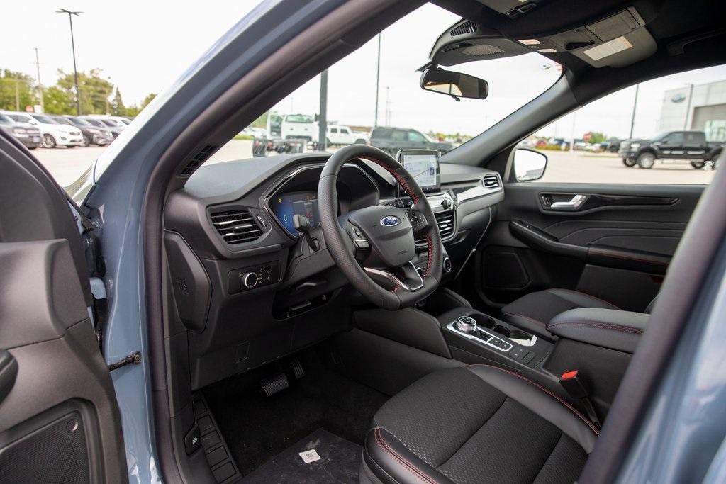 new 2025 Ford Escape car, priced at $28,242