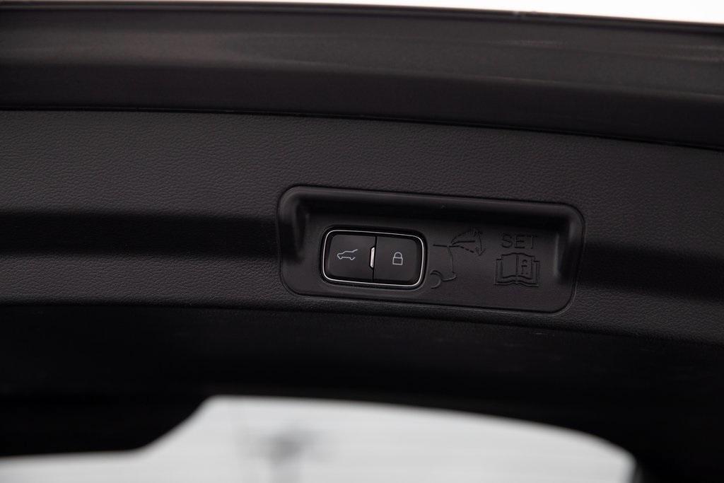 used 2021 Ford Explorer car, priced at $27,997