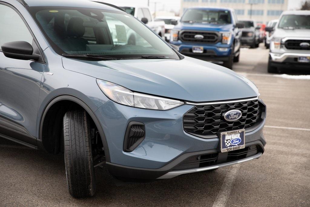 new 2025 Ford Escape car, priced at $31,650