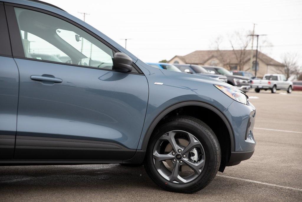 new 2025 Ford Escape car, priced at $31,650