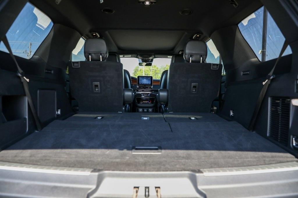 used 2019 Lincoln Navigator car, priced at $39,977