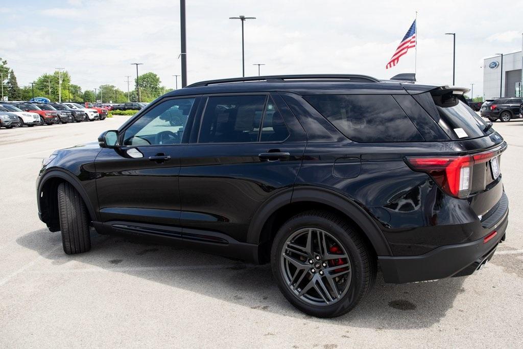 new 2025 Ford Explorer car, priced at $57,756