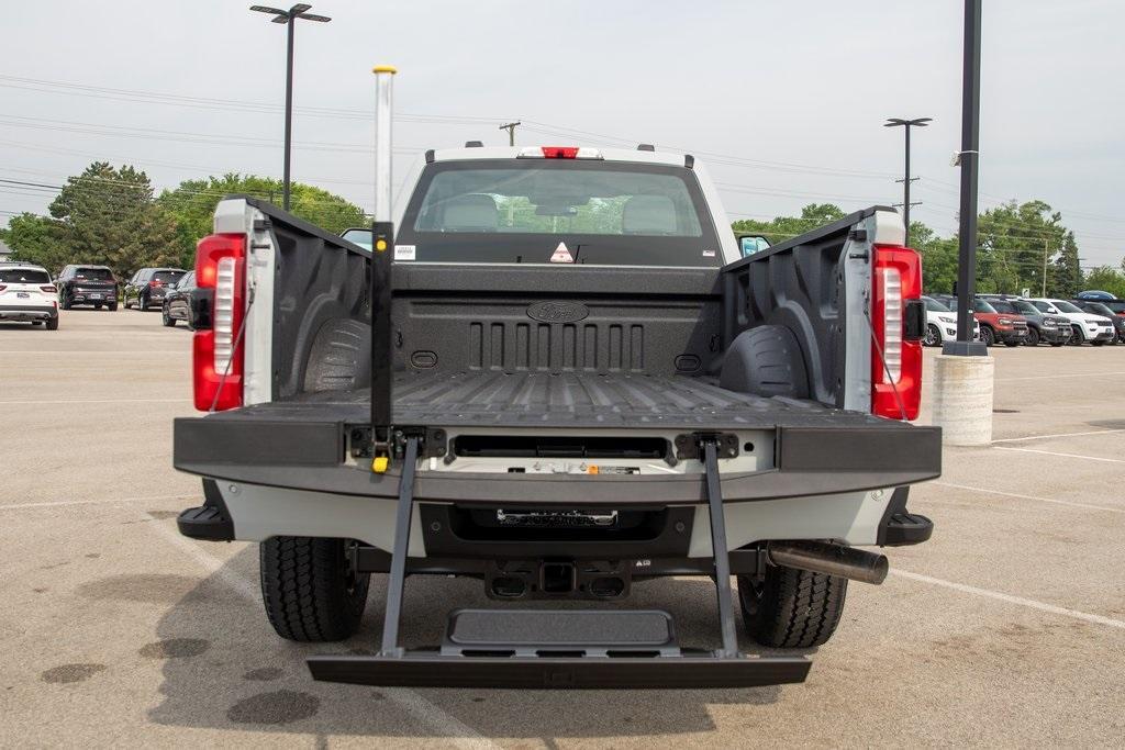 new 2025 Ford F-350 car, priced at $54,354