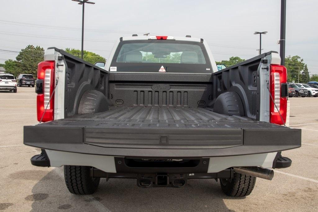new 2025 Ford F-350 car, priced at $54,354