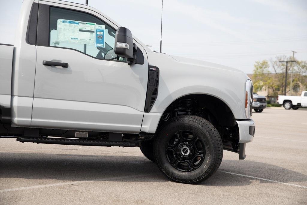 new 2025 Ford F-350 car, priced at $54,354