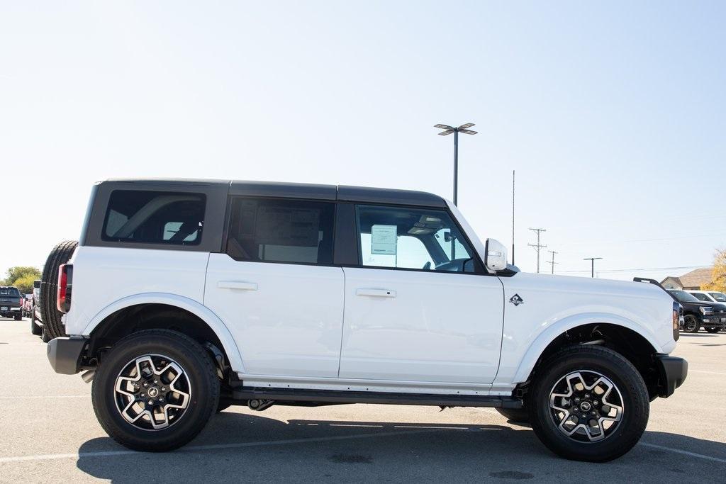 new 2024 Ford Bronco car, priced at $52,321