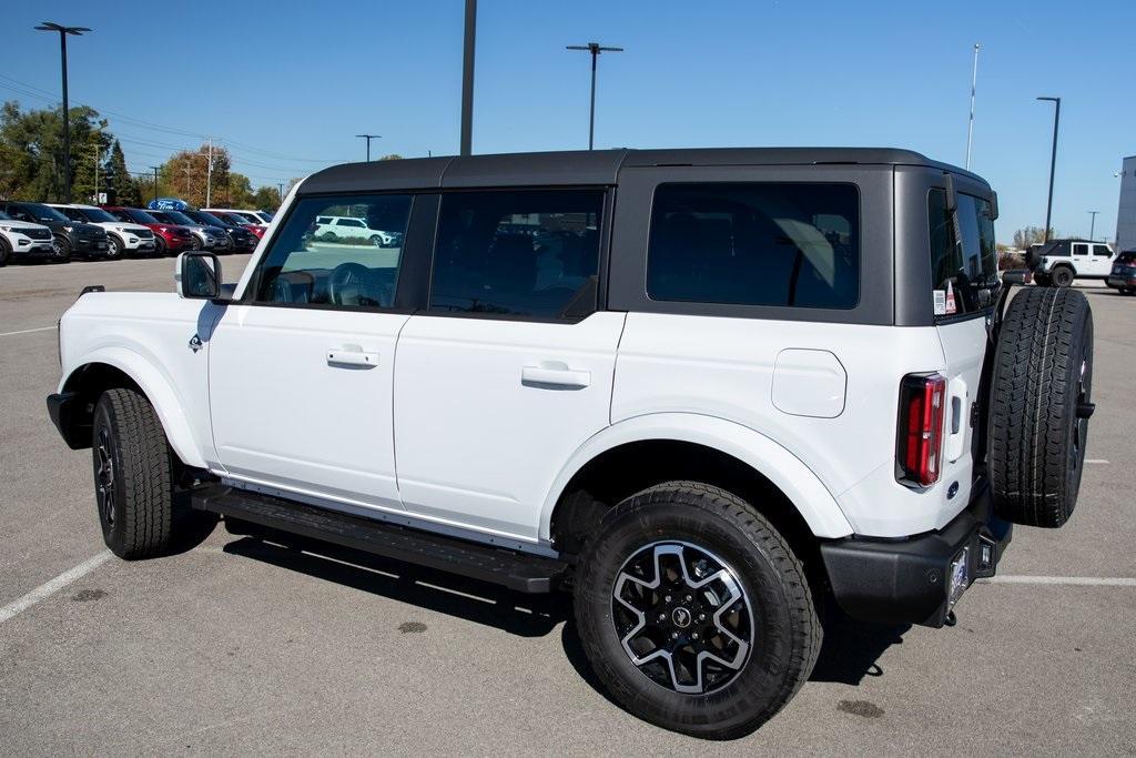 new 2024 Ford Bronco car, priced at $52,321