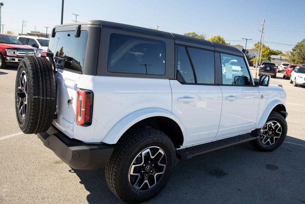 new 2024 Ford Bronco car, priced at $52,321