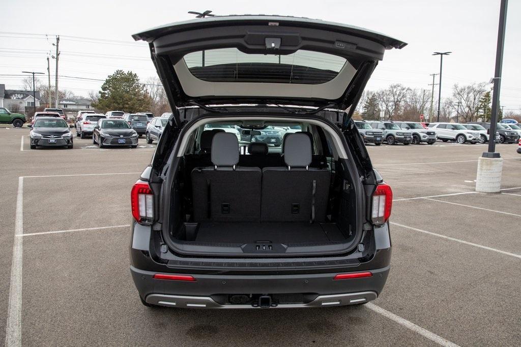 new 2025 Ford Explorer car, priced at $47,217