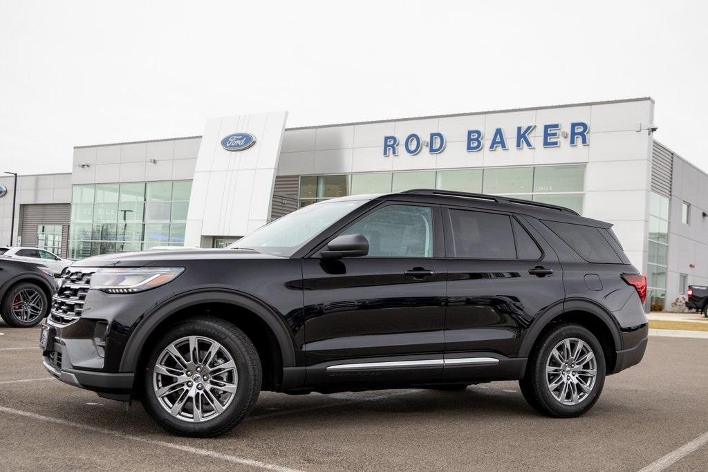 new 2025 Ford Explorer car, priced at $47,217