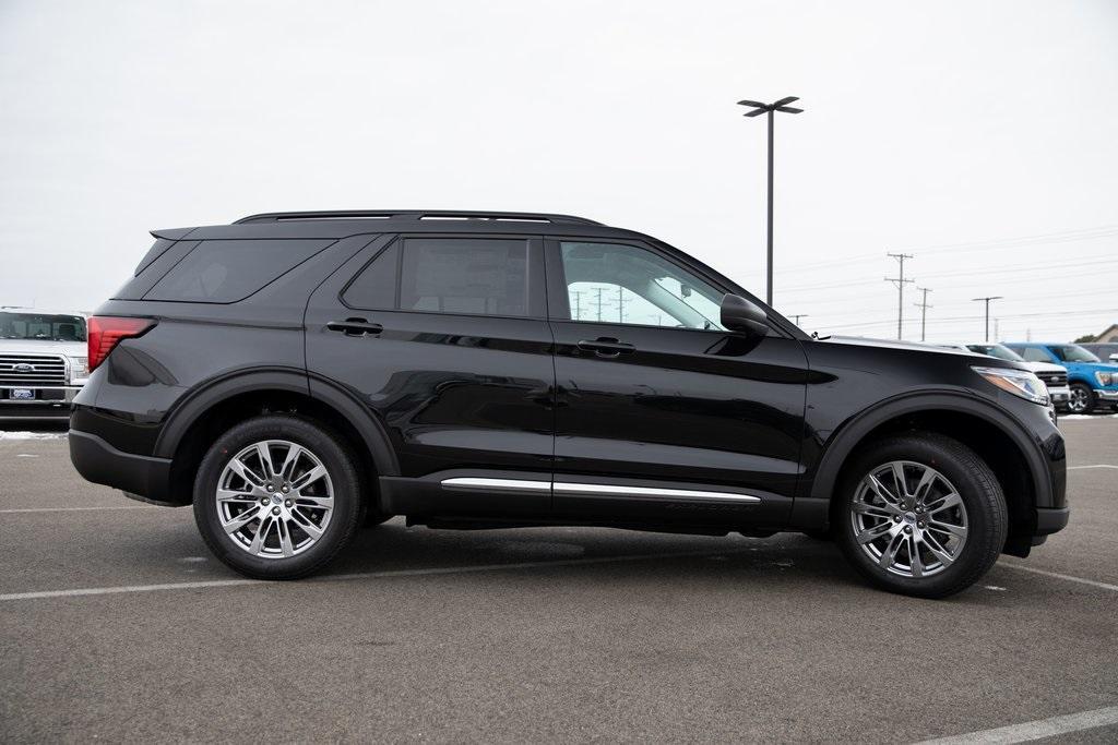 new 2025 Ford Explorer car, priced at $47,217