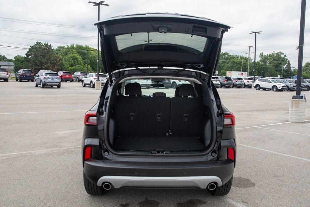 used 2023 Ford Escape car, priced at $25,997