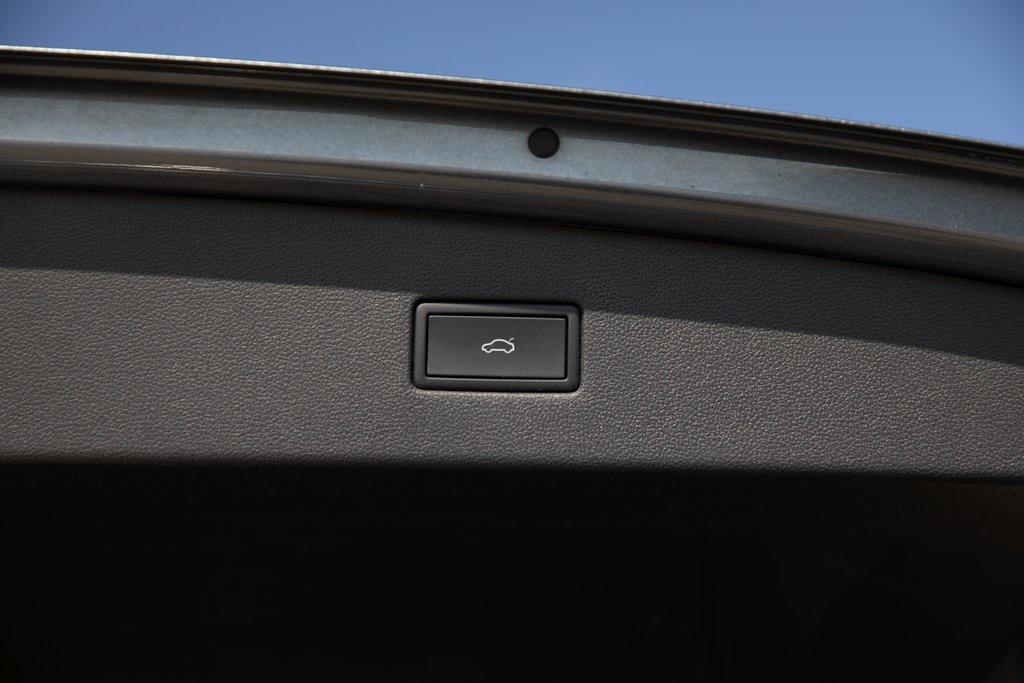 used 2021 Volkswagen Tiguan car, priced at $19,997