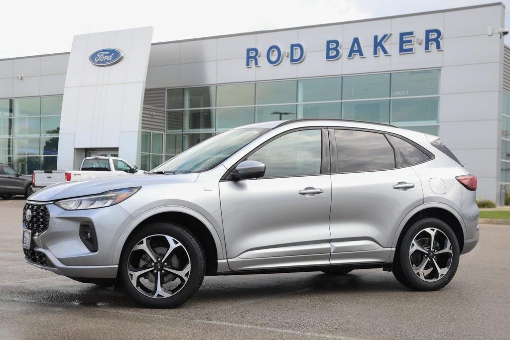 used 2023 Ford Escape car, priced at $25,443