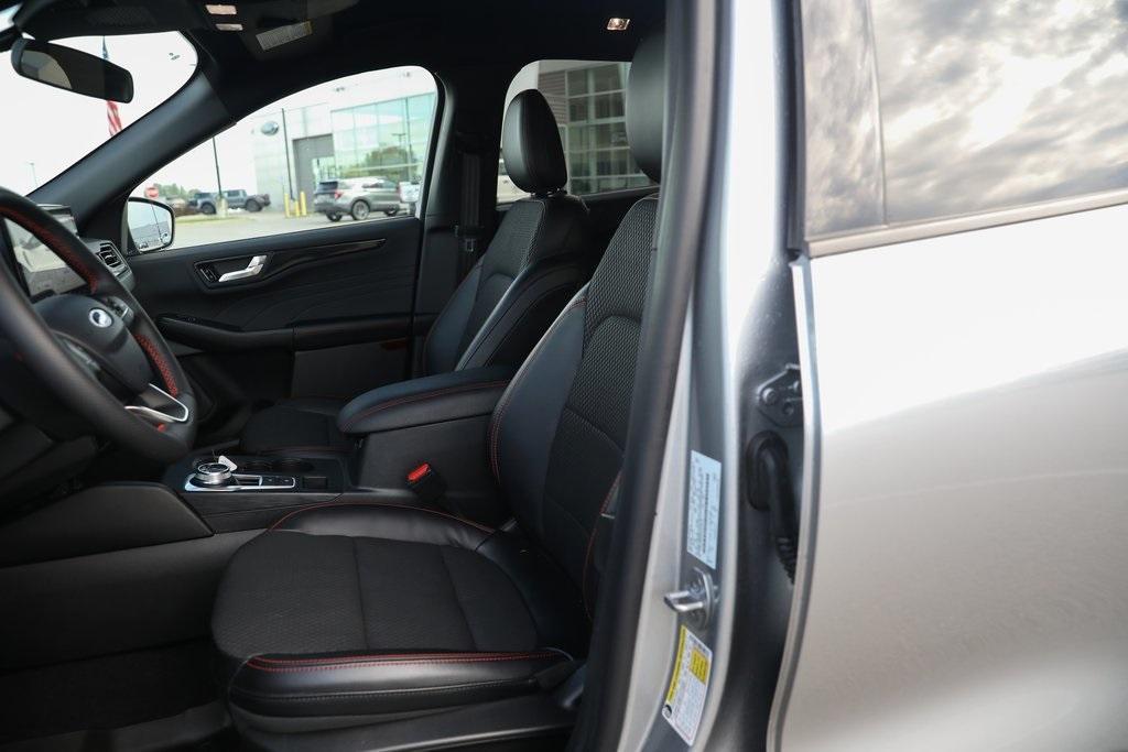 used 2023 Ford Escape car, priced at $25,443