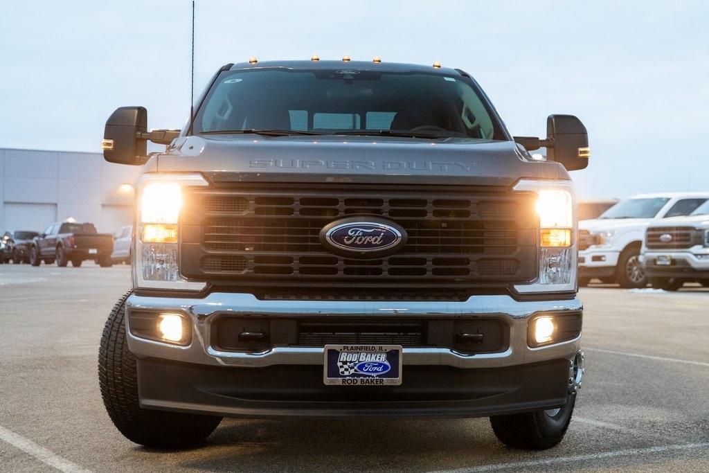 new 2024 Ford F-350 car, priced at $70,328