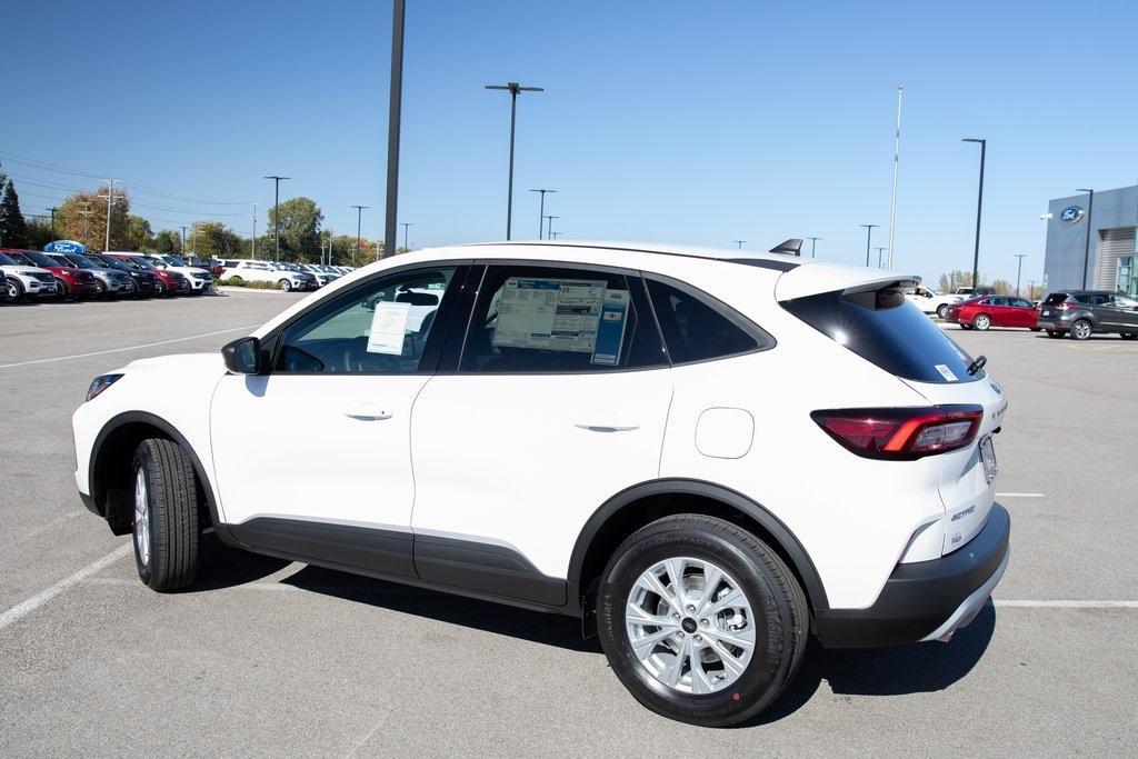 new 2025 Ford Escape car, priced at $28,314