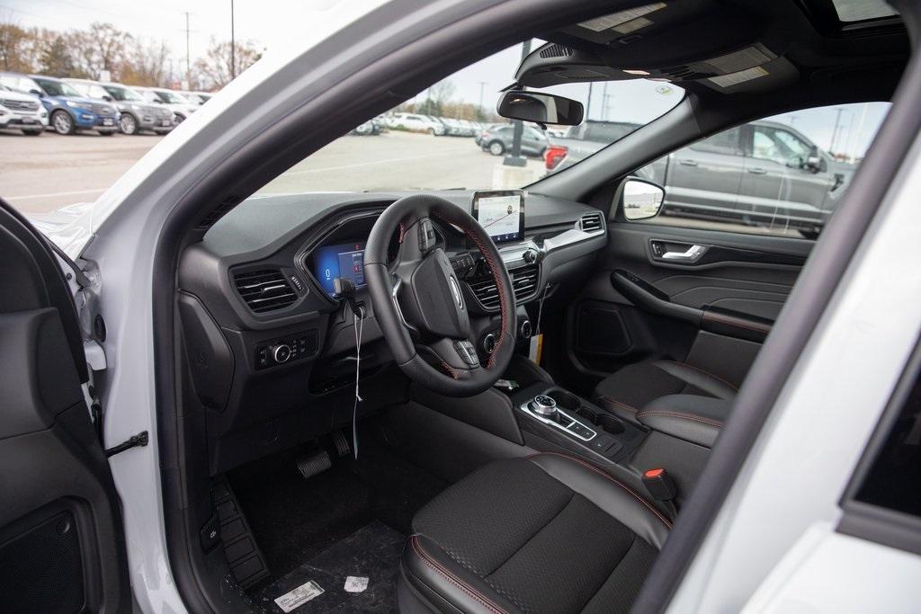 new 2025 Ford Escape car, priced at $34,372