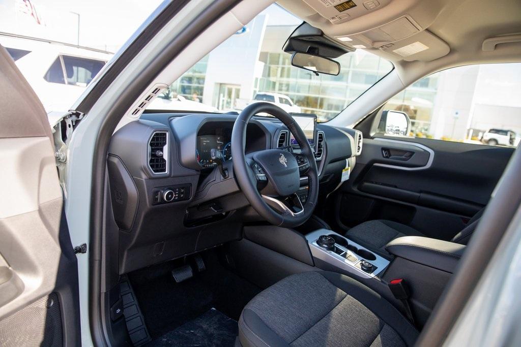 new 2024 Ford Bronco Sport car, priced at $31,335