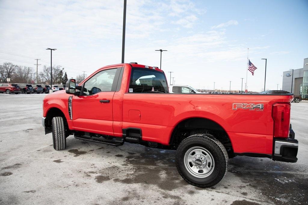 new 2025 Ford F-350 car, priced at $51,321