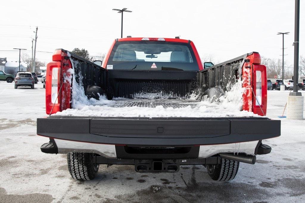 new 2025 Ford F-350 car, priced at $51,321