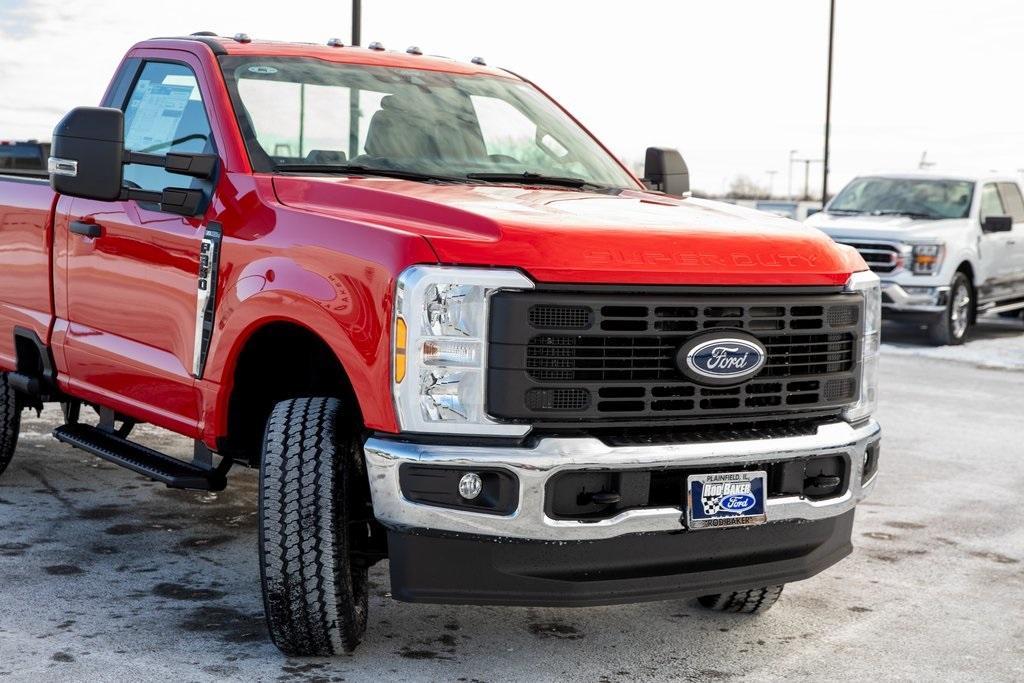 new 2025 Ford F-350 car, priced at $51,321