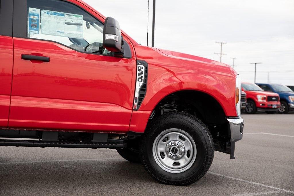 new 2025 Ford F-350 car, priced at $55,612