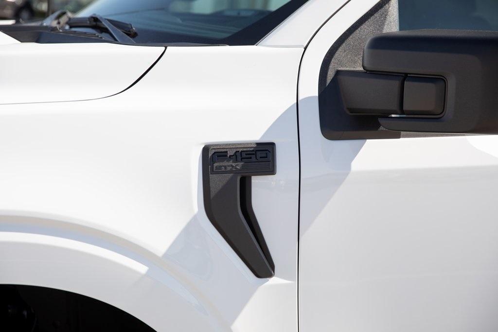 new 2025 Ford F-150 car, priced at $49,976