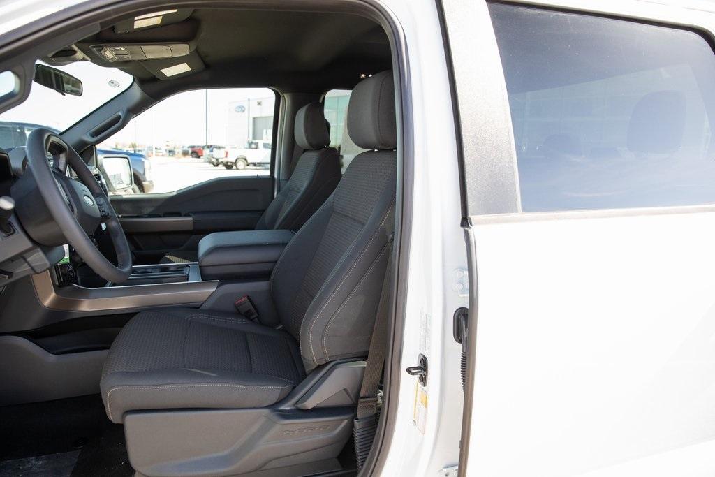 new 2025 Ford F-150 car, priced at $49,976